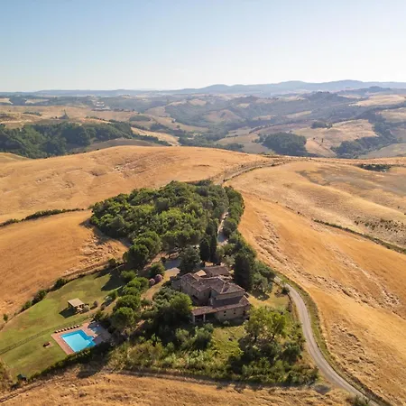 Torrenieri By Interhome
